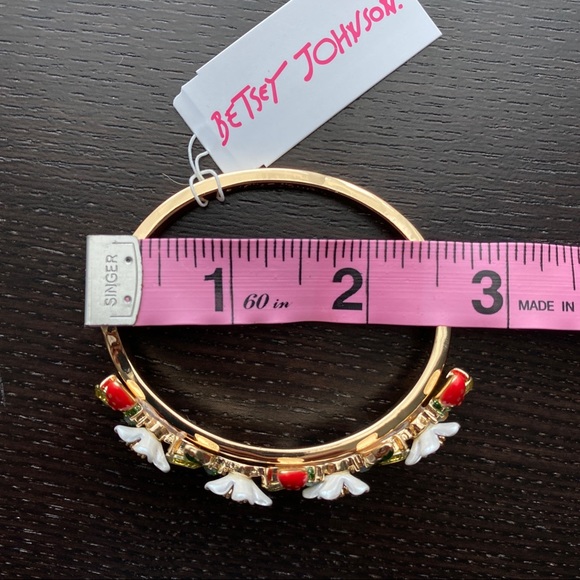 š± Betsey Johnson Strawberry Bangle Bracelet - Picture 11 of 12